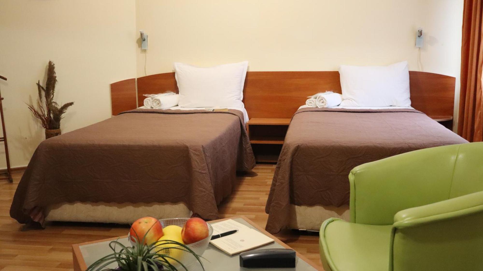 Hotel Palitra Várna Kültér fotó