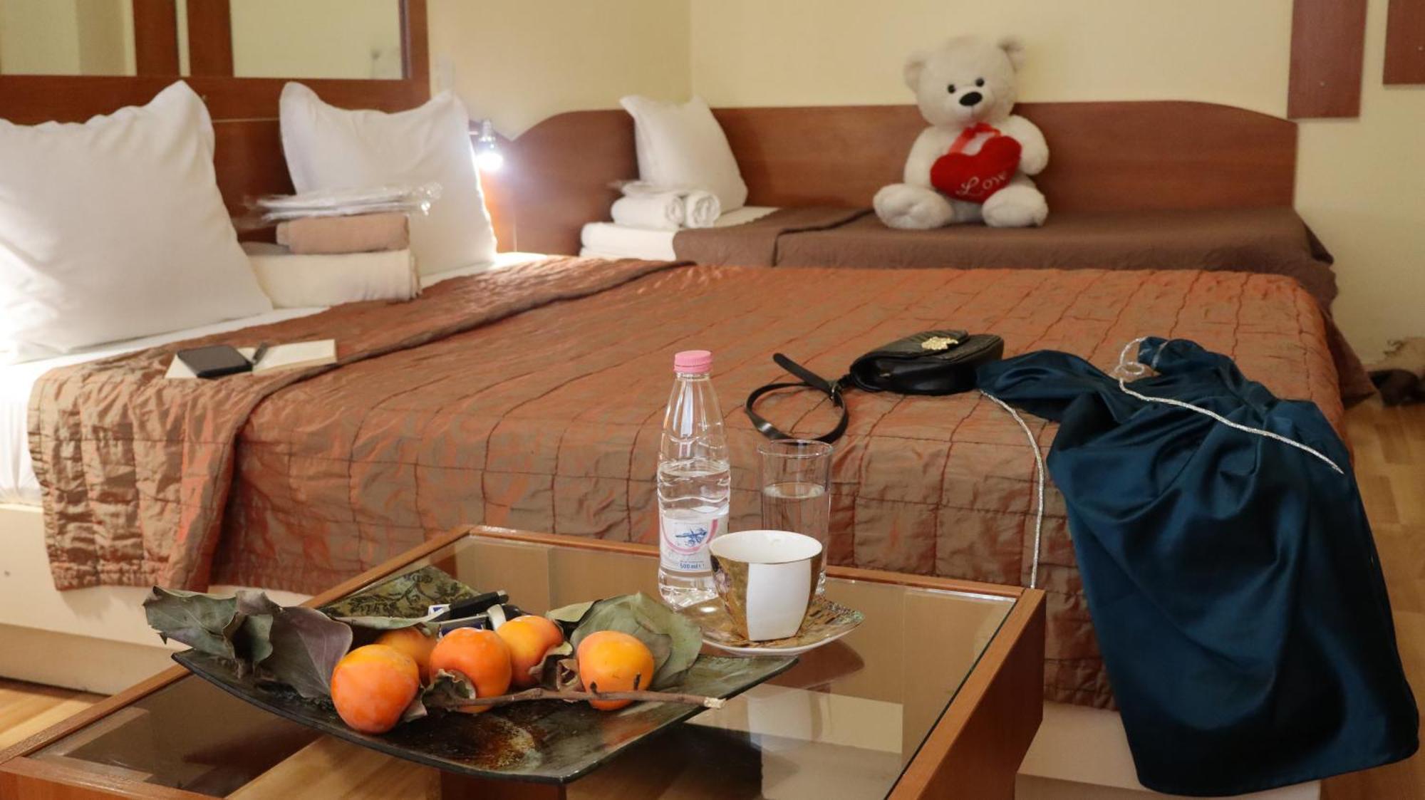 Hotel Palitra Várna Kültér fotó
