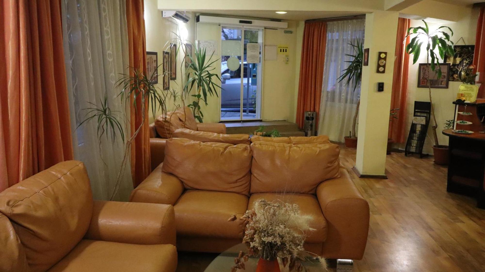 Hotel Palitra Várna Kültér fotó